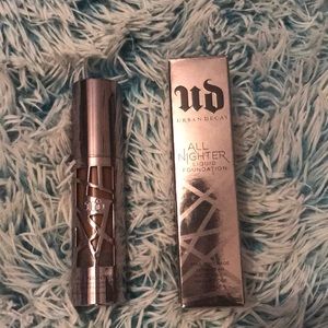 Urban Decay All Nighter Liquid Foundation